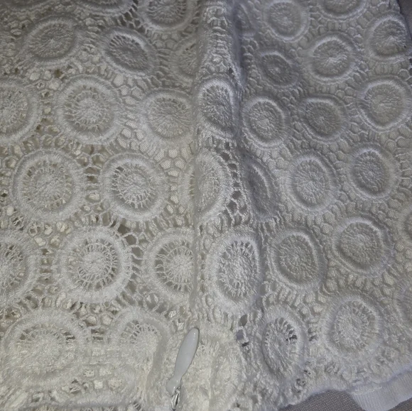 Lilly Pulitzer White Crochet Side Zip Lined Blouse Size Small - Picture 7 of 10